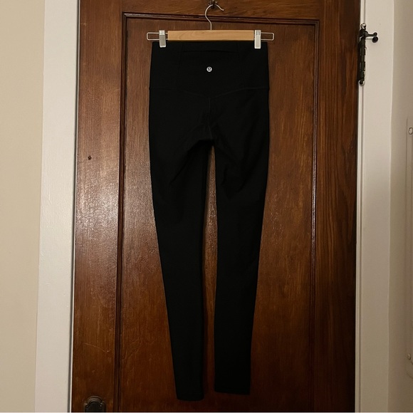 MAPPED OUT HIGH RISE TIGHT 28" *CAMO LEGGINGS - SIZE 6 - LULULEMON - Picture 3 of 5